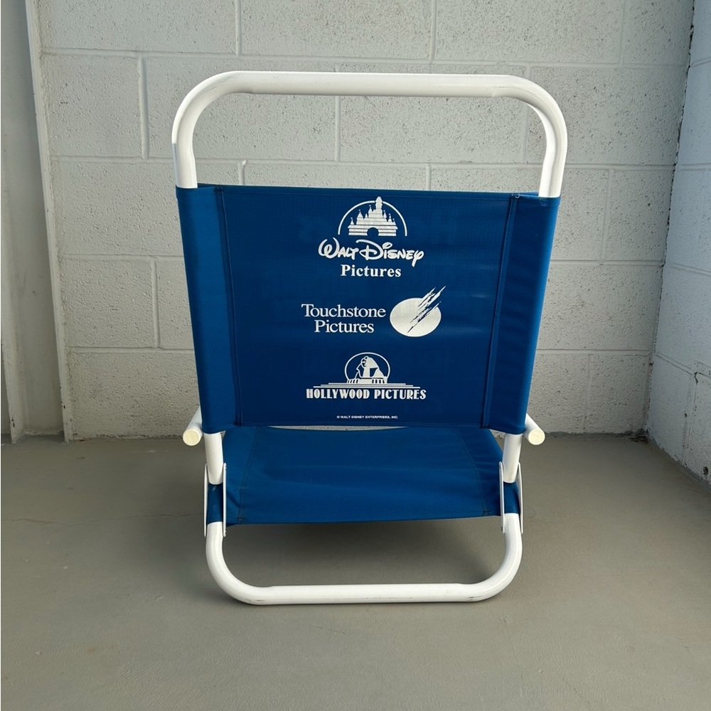 Antique Promotional Walt Disney Enterprises 1997 Movie Lineup Lawn Chair - RARE - Picture 4 of 5